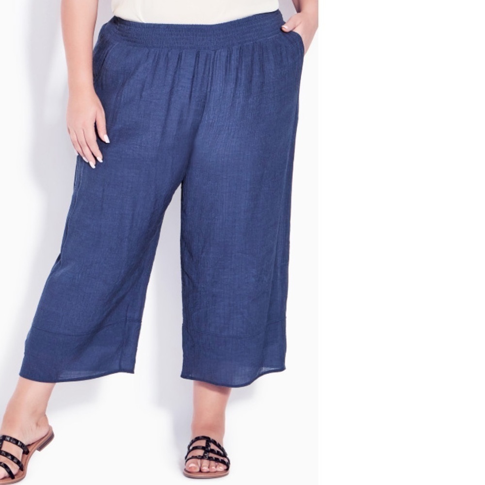 AVENUE 24W Navy Gaucho Woven Pant 4LM05.5